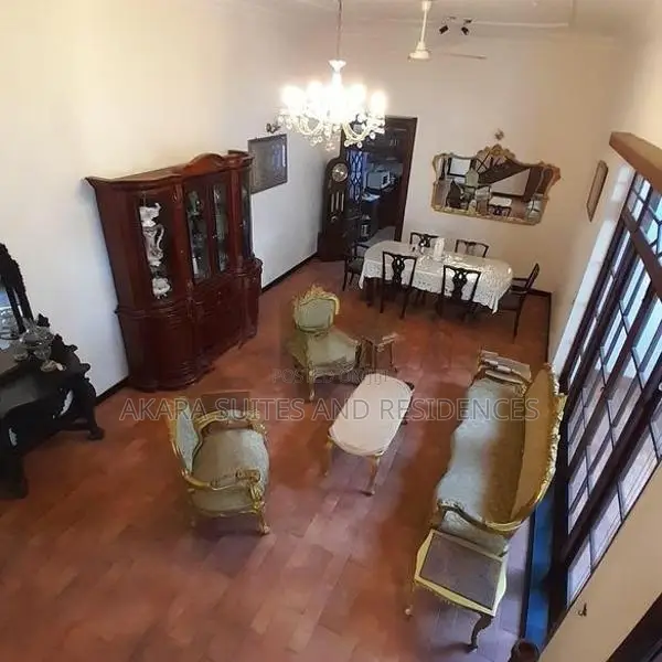 14 perches - Semi-furnished House for Rent HL40391