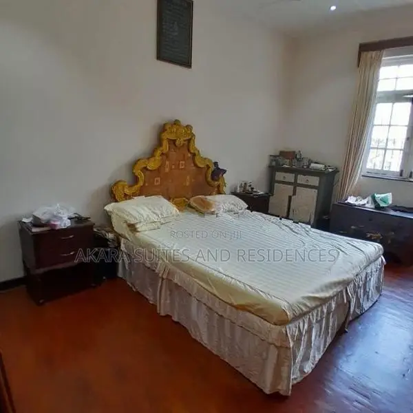 14 perches - Semi-furnished House for Rent HL40391