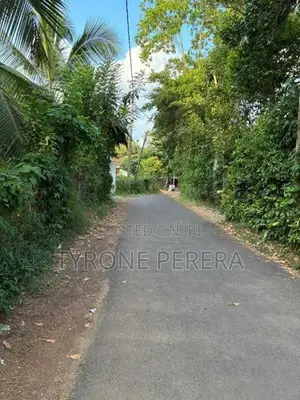 Water Front Land, Facing Bolgoda Lake at Bandaragama