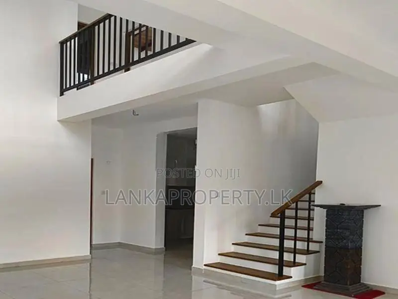 2-Storey Luxury House for Sale Kahathuduwa, Piliyandala