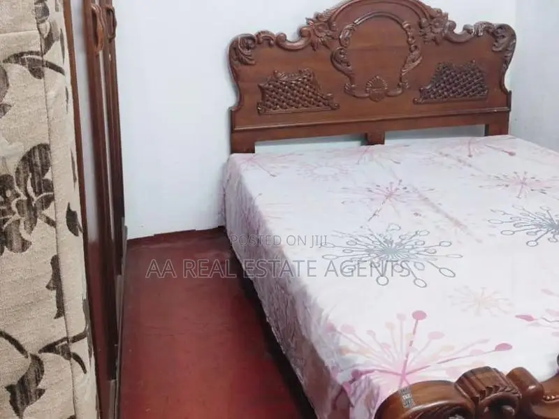 Two Storey House for Sale in Colombo 09