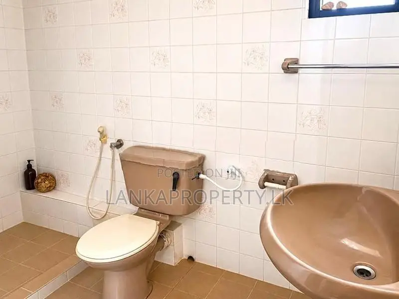 Luxury Upstair House for Sale in Nugegoda