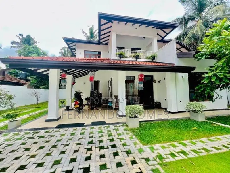 Amazing for Sale in Kandawala