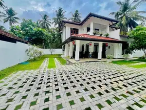 Amazing for Sale in Kandawala