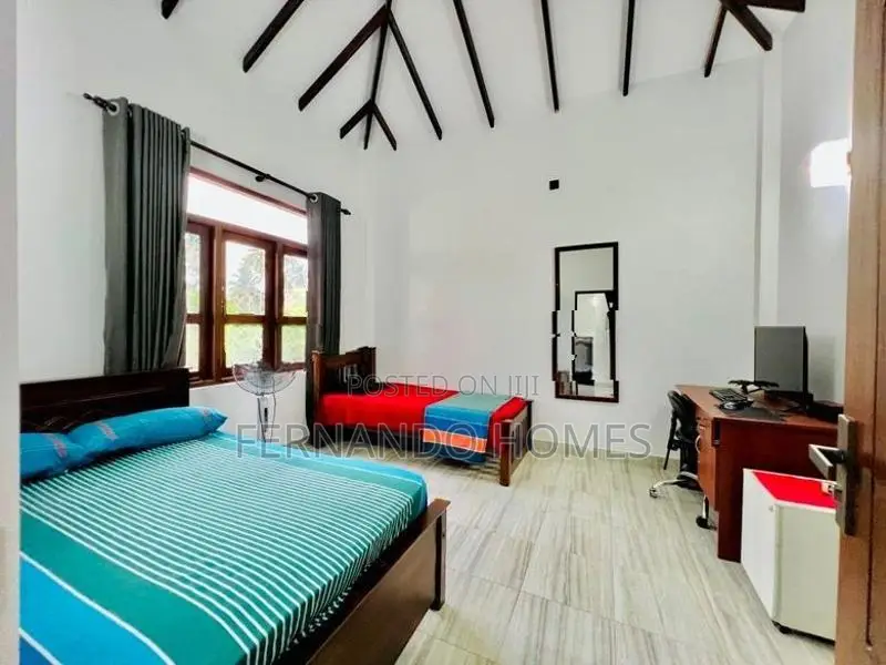 Amazing for Sale in Kandawala