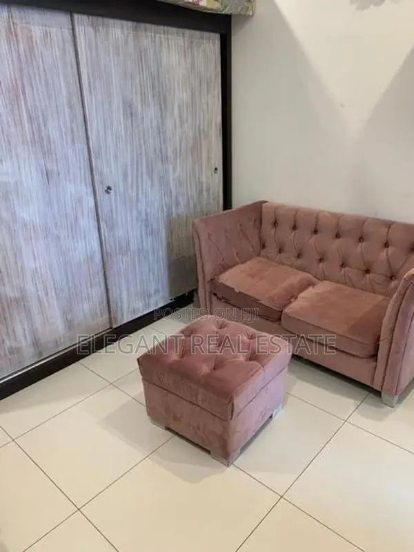 Prime - 03 Bedroom Unfurnished Apartment for Sale in Colombo 07 (A209)