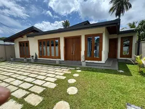 HOUSE FOR SALE AT KURUNAGALA THA 83H