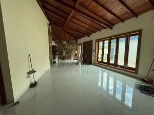 HOUSE FOR SALE AT KURUNAGALA THA 83H