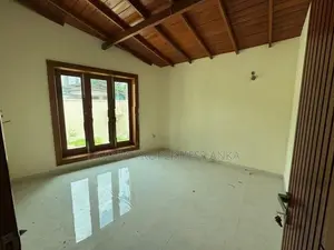 HOUSE FOR SALE AT KURUNAGALA THA 83H