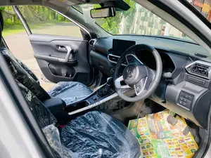 Daihatsu ROCKY G PREMIUM HYBRIDE ZERO 2025 SUV Brand New