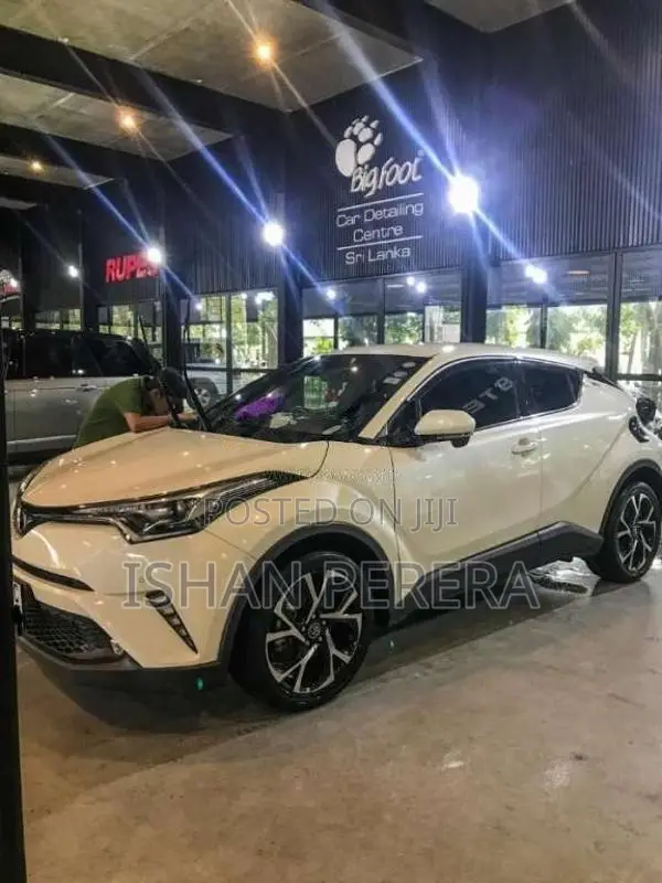 Toyota CHR 2017 SUV (Used)