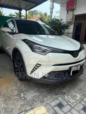 Toyota CHR 2017 SUV (Used)