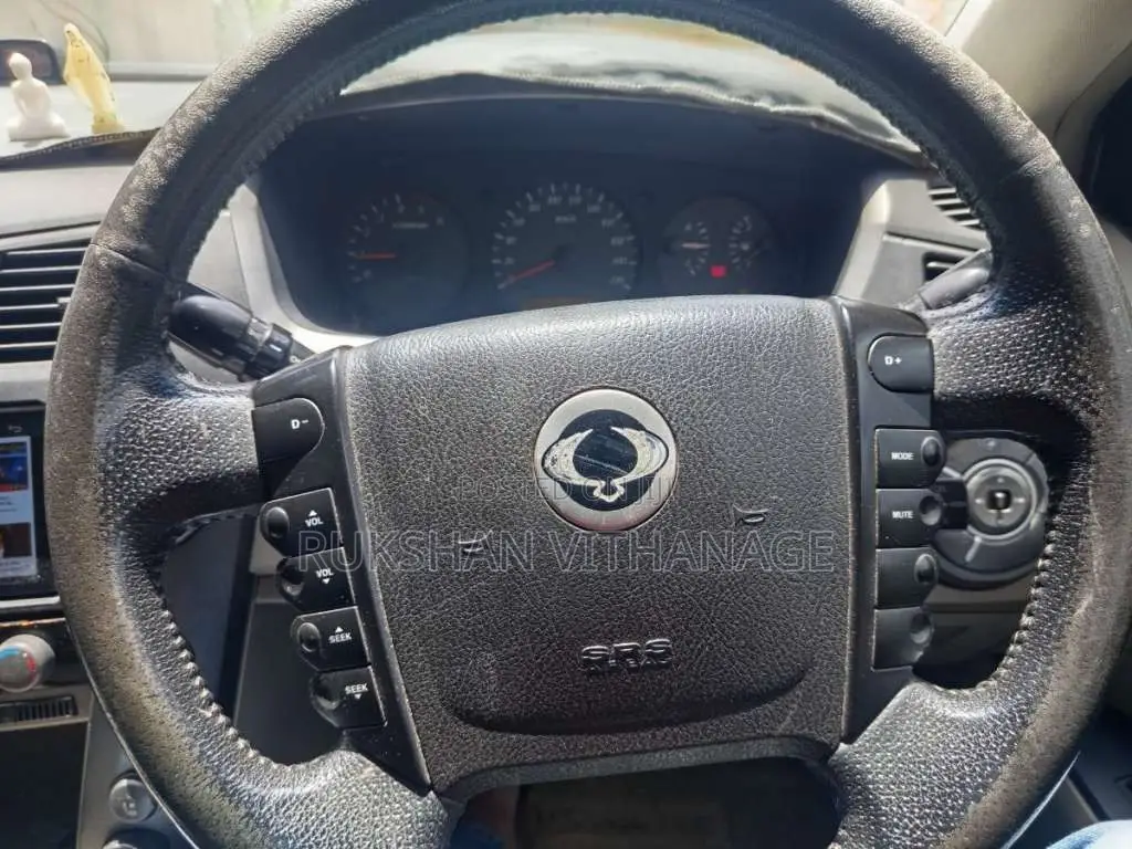 Micro Kyron 2010 SUV (Used)