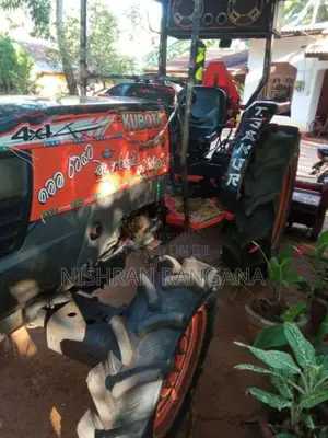 Kubota L4508 2018 Tractor (Used)