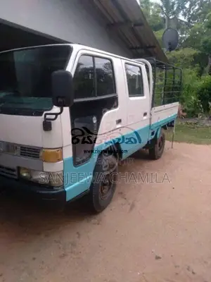 Isuzu C240 1983 Crew Cab (Used)