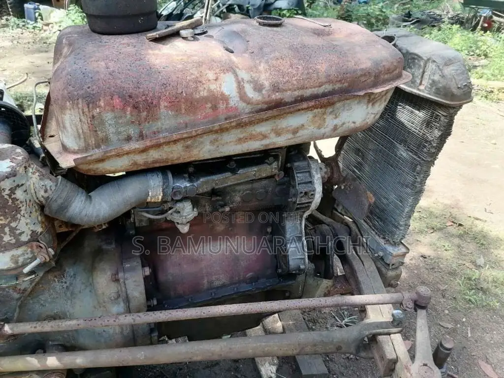 Massey-Ferguson 135 1976 Tractor (Used)