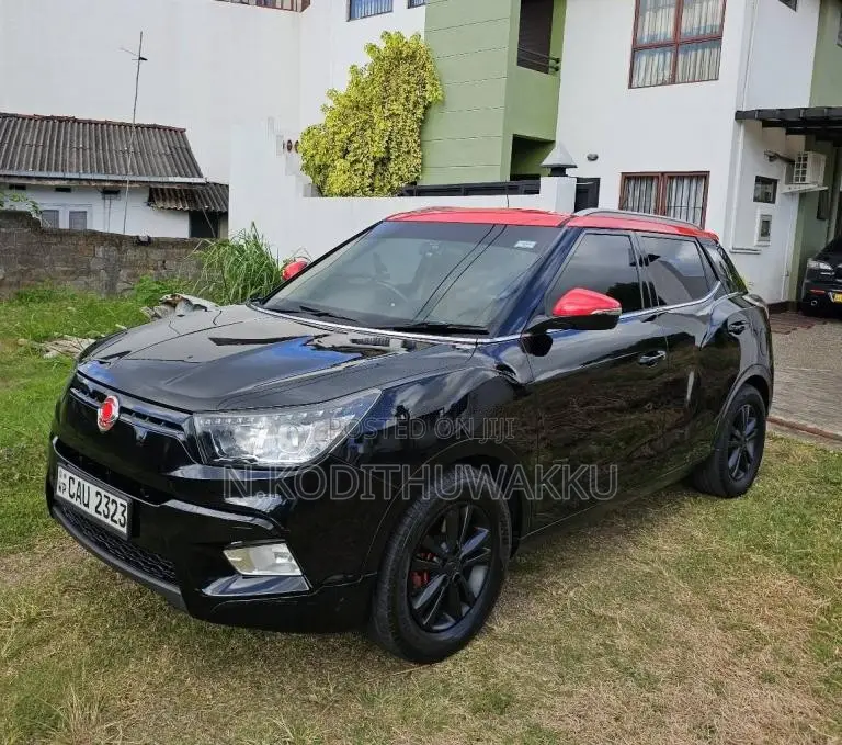 Micro Tivoli 2016 SUV (Used)