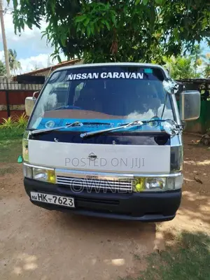 Nissan Caravan 1998 Van (Used)