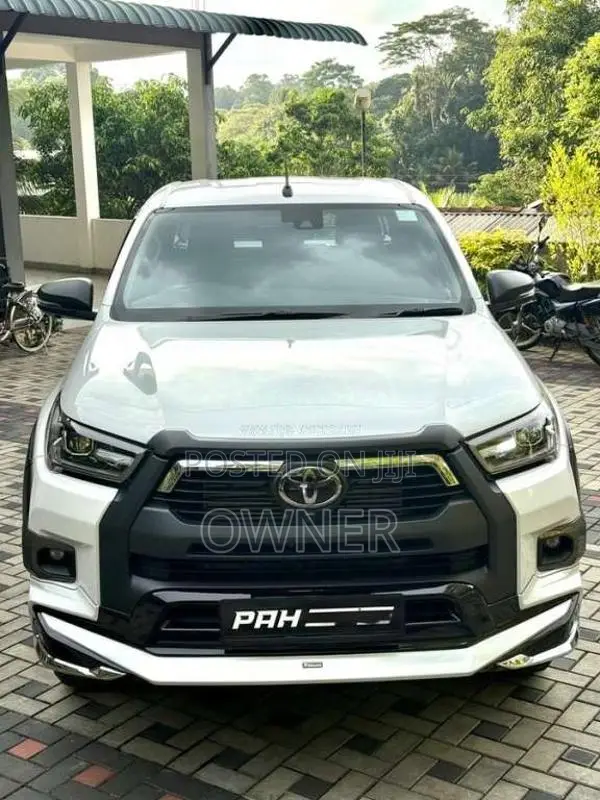 Toyota Hilux Rocco 2 8 2026 Pickup (Used)
