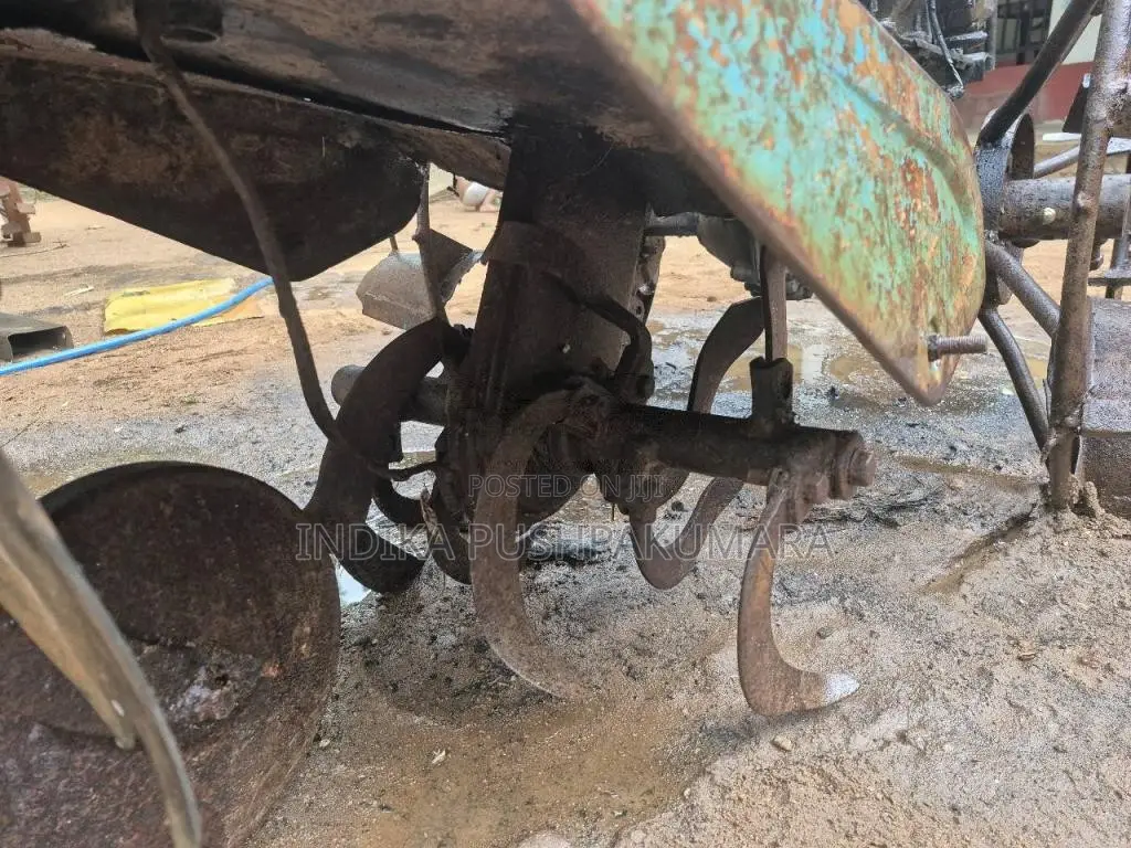 Kubota K600 2000 Tractor (Used)