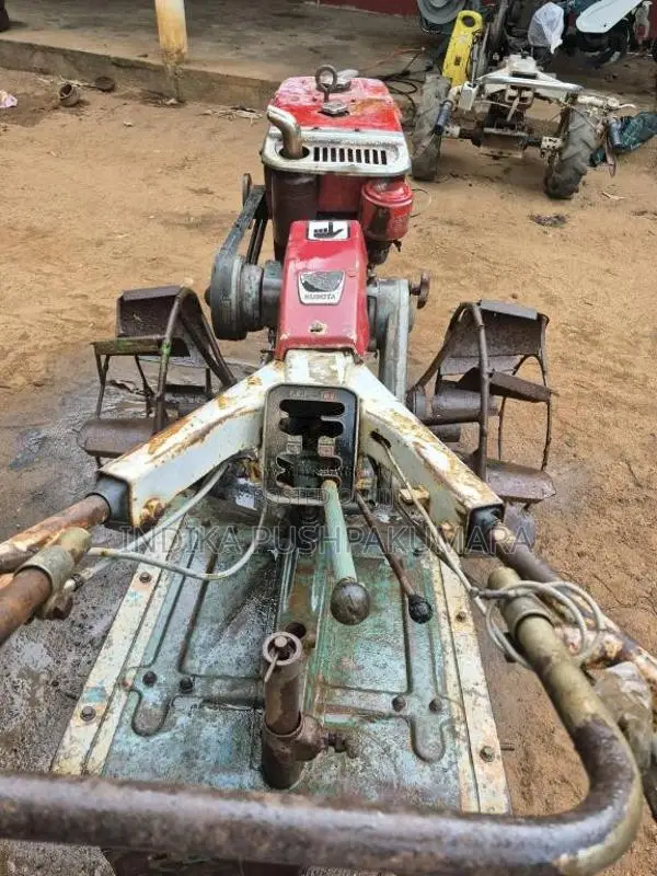 Kubota K600 2000 Tractor (Used)