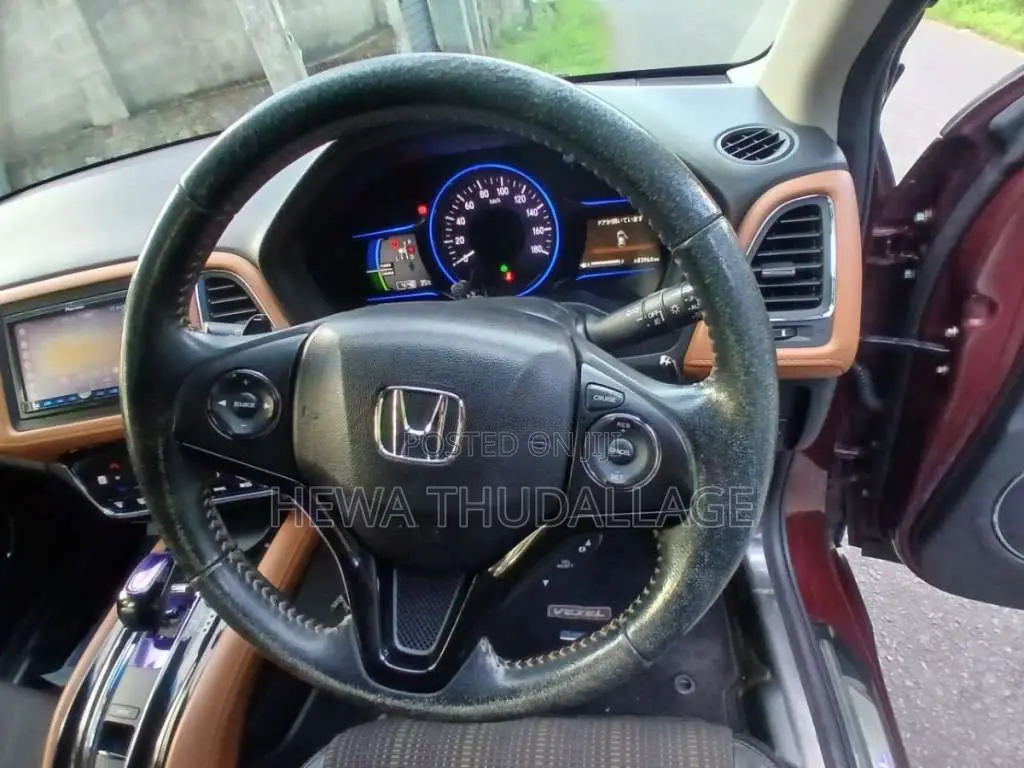 Honda VEZEL 2014 SUV (Used)