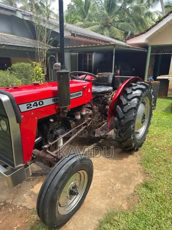 Massey-Ferguson 240 1992 Tractor (Used)