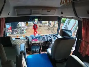 Mitsubishi Rosa 1988 Bus (Used)