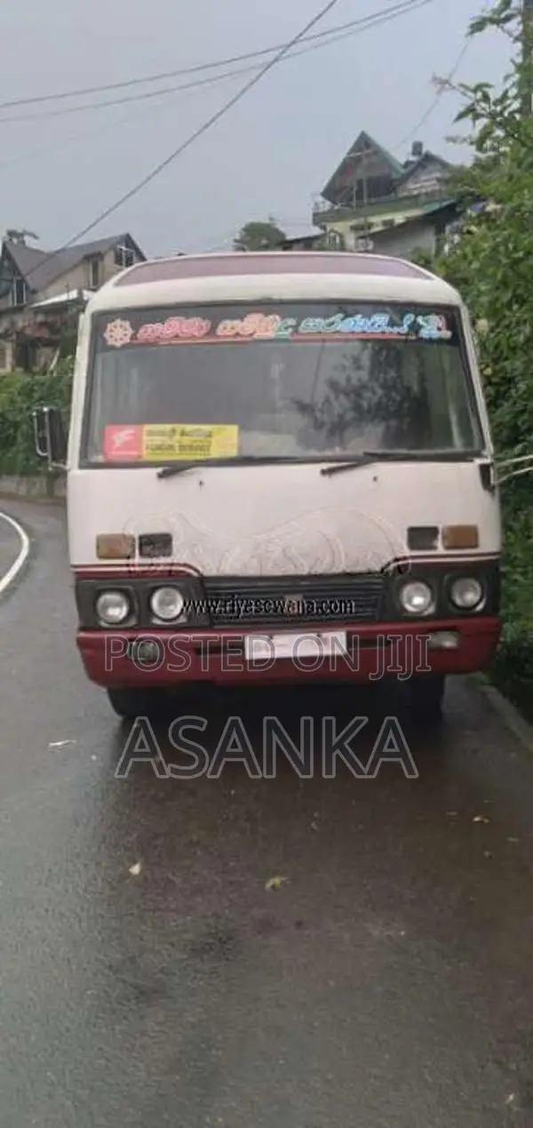 Isuzu Journey 1985 Bus (Used)