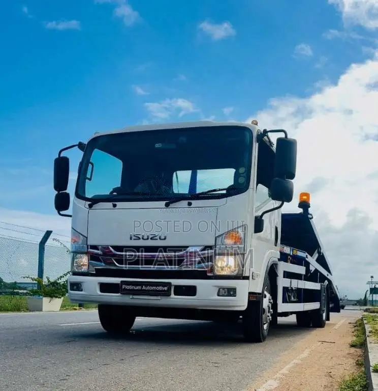Isuzu Forward CAR CARRIER 2017 Lorry Unregistered (Recondition)
