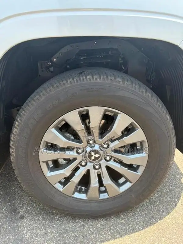 Mitsubishi Triton L200 2025 Pickup (Used)