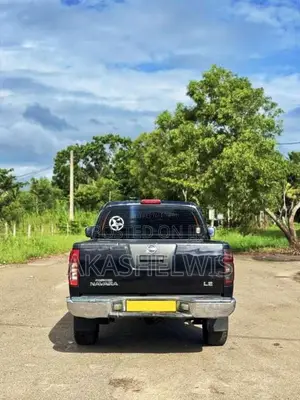 Nissan Navara 2010 Pickup (Used)