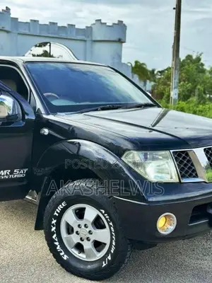 Nissan Navara 2010 Pickup (Used)