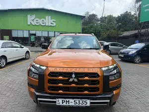 Mitsubishi L200 2025 Pickup (Used)