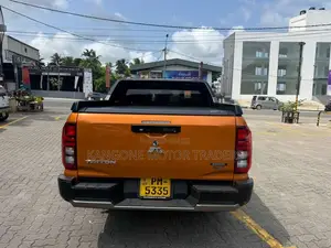 Mitsubishi L200 2025 Pickup (Used)