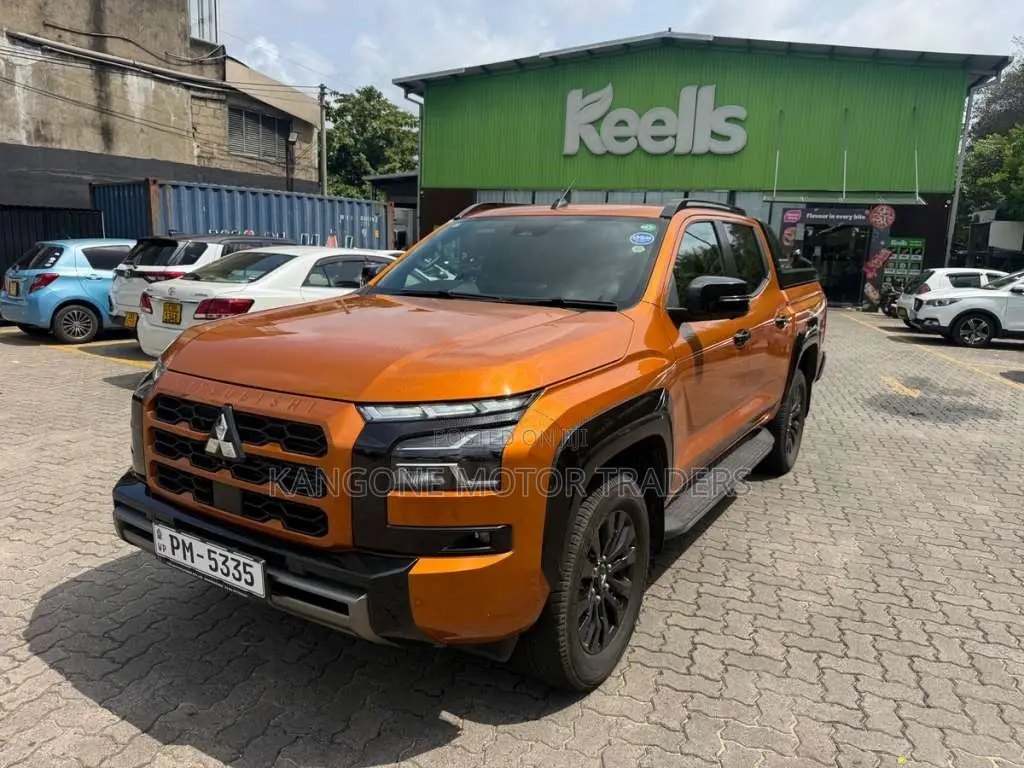Mitsubishi L200 2025 Pickup (Used)