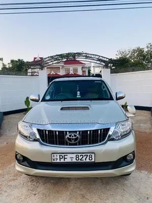 Toyota Hilux 2011 Pickup (Used)