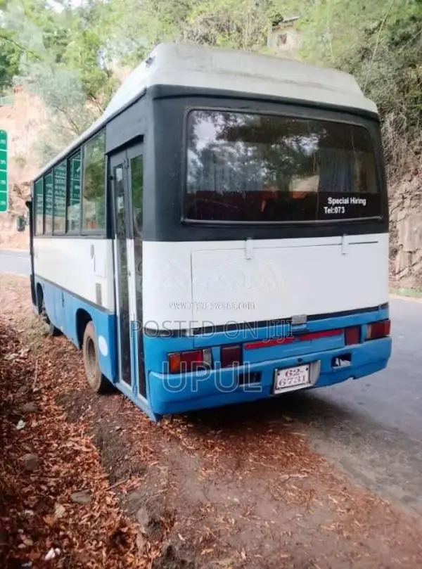 Isuzu Journey Q 1990 Bus (Used)