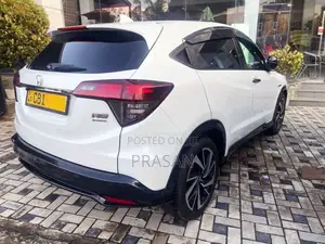 Honda Vezel 2018 SUV (Used)