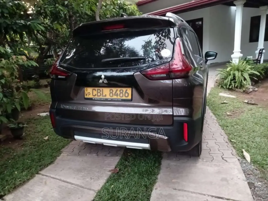 Mitsubishi Xpander Cross 2020 SUV (Used)