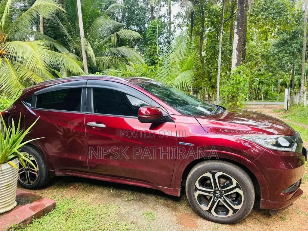 Honda Vezel Z 2015 SUV (Used)