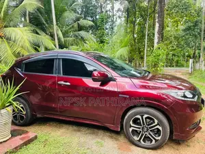 Honda Vezel Z 2015 SUV (Used)