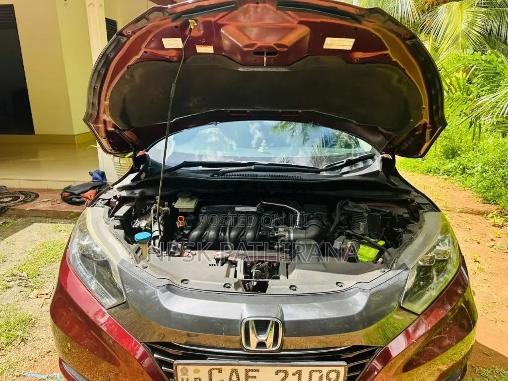 Honda Vezel Z 2015 SUV (Used)