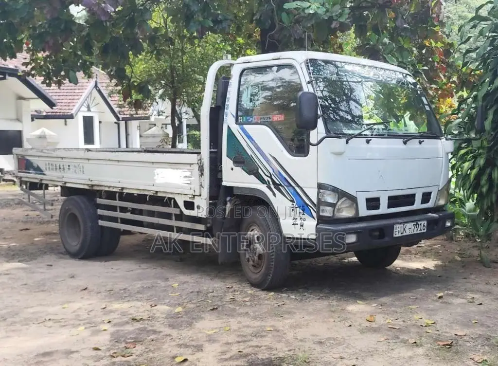 Isuzu 350 2004 Lorry (Used)