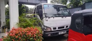 Isuzu 350 2004 Lorry (Used)