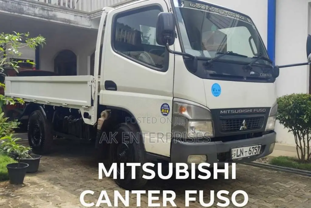 Mitsubishi Canter 2017 Lorry (Used)