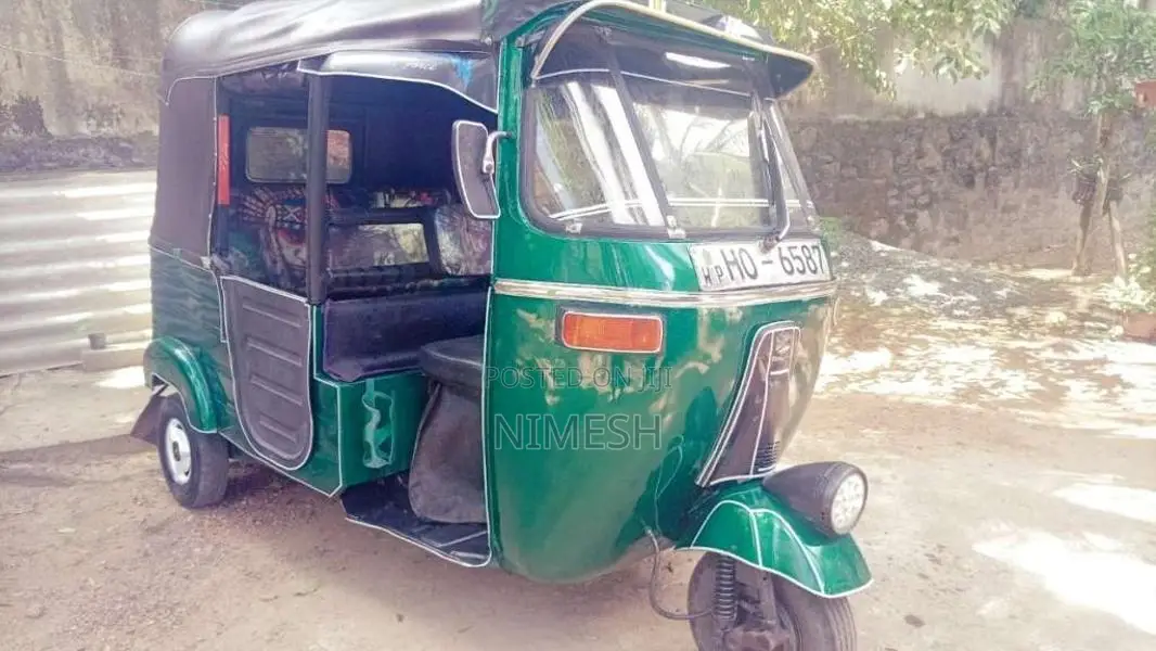 Bajaj RE 2 Stroke 2003 Three Wheel (Used)