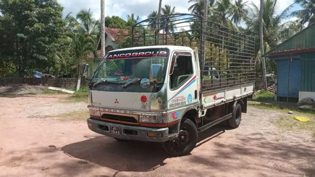 Mitsubishi Canter 1981 Lorry (Used)