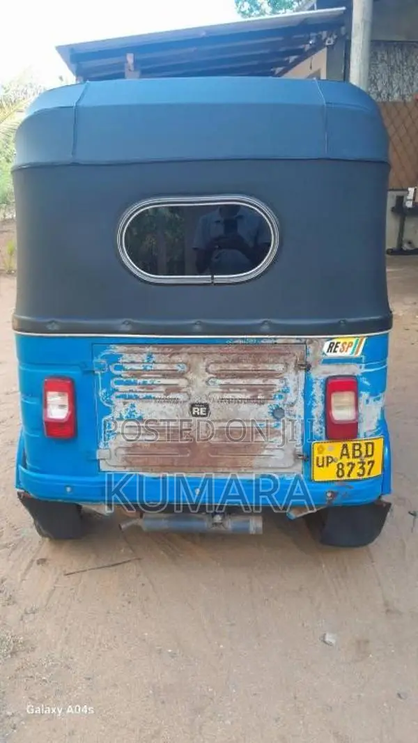 Bajaj RE 2015 Three Wheel (Used)