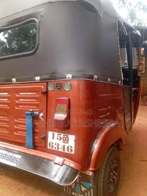 Bajaj RE 1990 Three Wheel (Used)